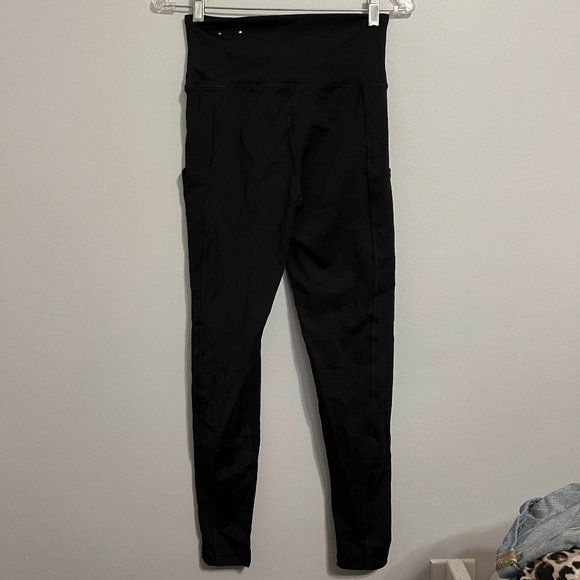 American Eagle Leggings with Pockets - Picture 2 of 2